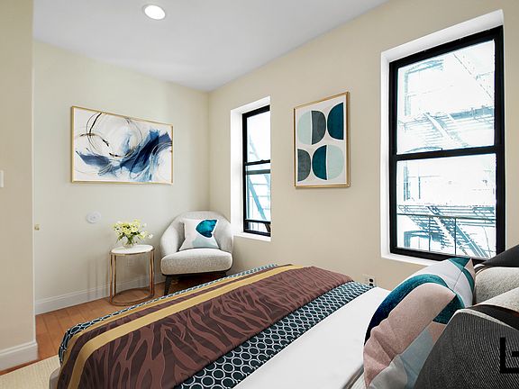 3rd image of 533 W 158th St #44A