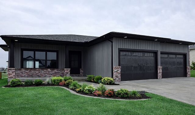 1st image of 103 Bowz Dr