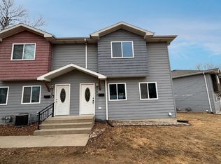 2723 Douglas St, Sioux City, IA 51104