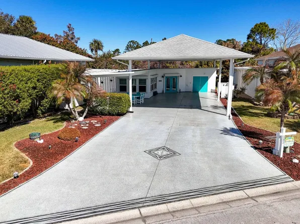 203 Coach Club Dr, Titusville, FL 32780