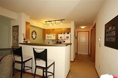 4th image of 3015 SW Avalon Wy 207 #207