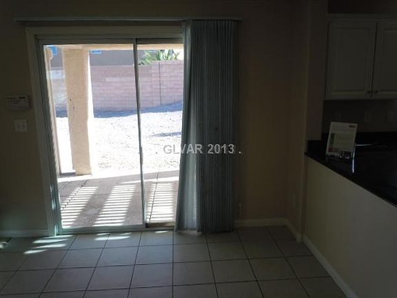 3rd image of 200 Kings Canyon Ct