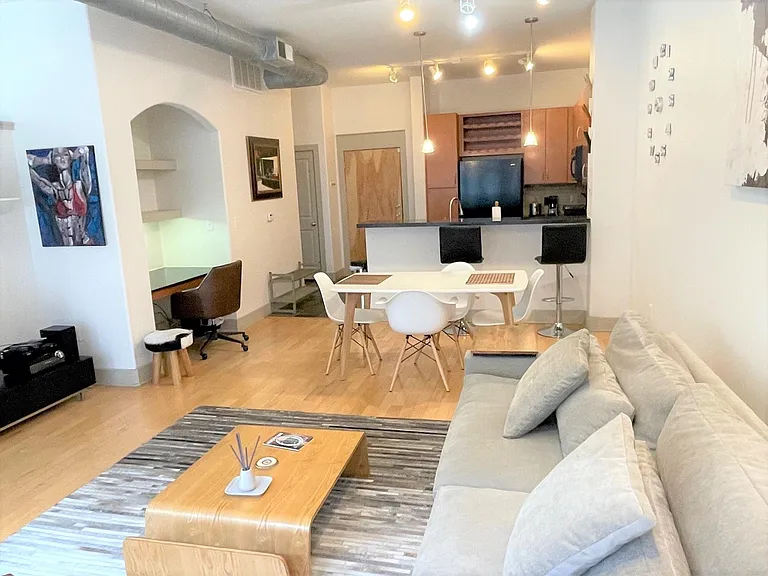 1901 Post Oak Blvd #2605 — Photo 4