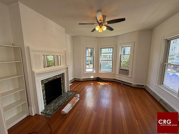 4th image of 64 Murdock St #U1