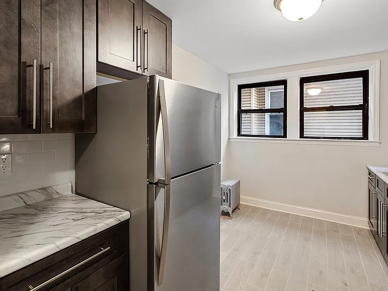 125-133 Kearny Ave Apartments — Photo 5