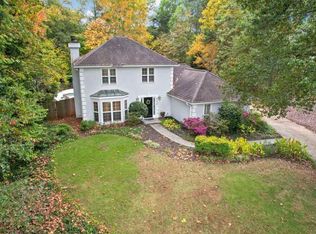 285 Walnutwood Trl, Roswell, GA 30075