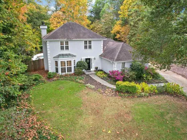 285 Walnutwood Trl, Roswell, GA 30075
