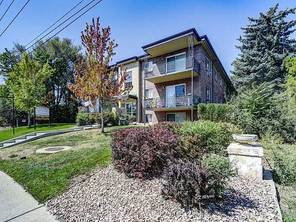 2nd image of 1363 Pierce St #4