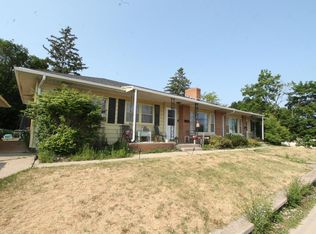 116 E Market St, Burlington, WI 53105