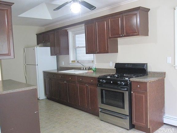 3rd image of 94 Columbus Ave