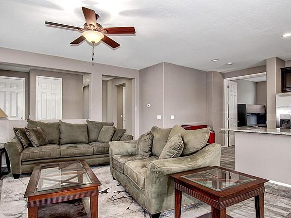 4th image of 4129 W Federal Way