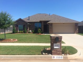 1605 Chambers St, Norman, OK 73071