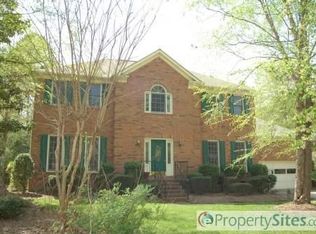 2227 Kilkenney Hill Rd, Matthews, NC 28105