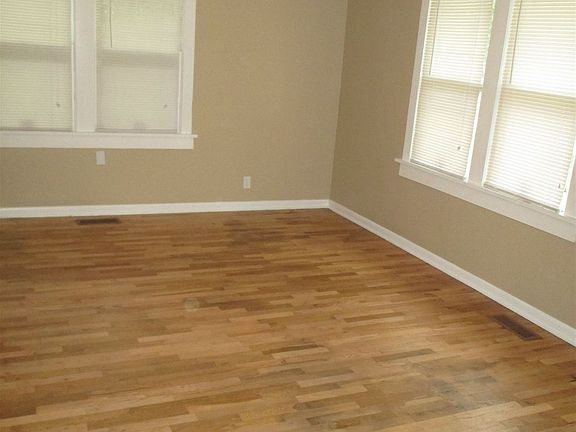 2. 848 S Fern, Living Room