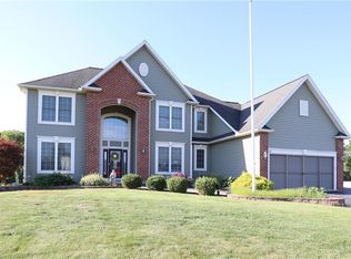 33 King Fisher Dr, Spencerport, NY 14559