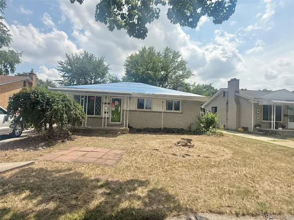 24645 McDonald St, Dearborn Heights, MI 48125