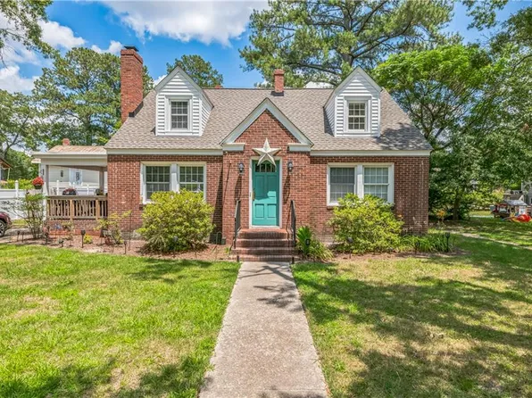 32105 Elizabeth St, Boykins, VA 23827