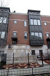 1st image of 464 W Superior St