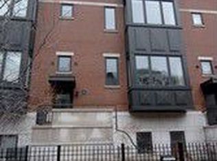 464 W Superior St, Chicago, IL 60610