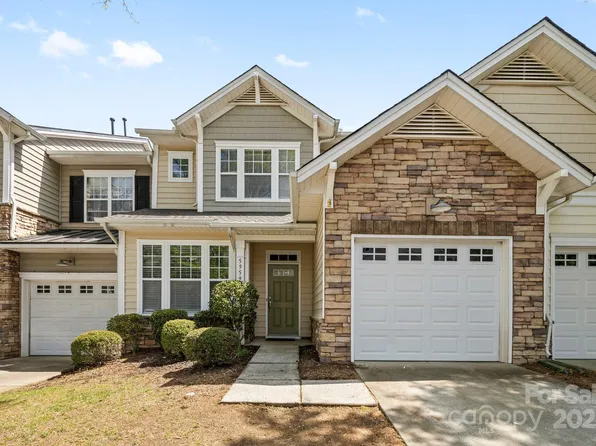5959 Pale Moss Ln, Charlotte, NC 28269