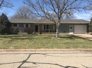 1204 Aylward Ave, Ellsworth, KS 67439