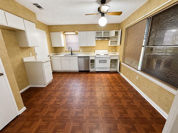 2nd image of 12211 W Marsham Cir