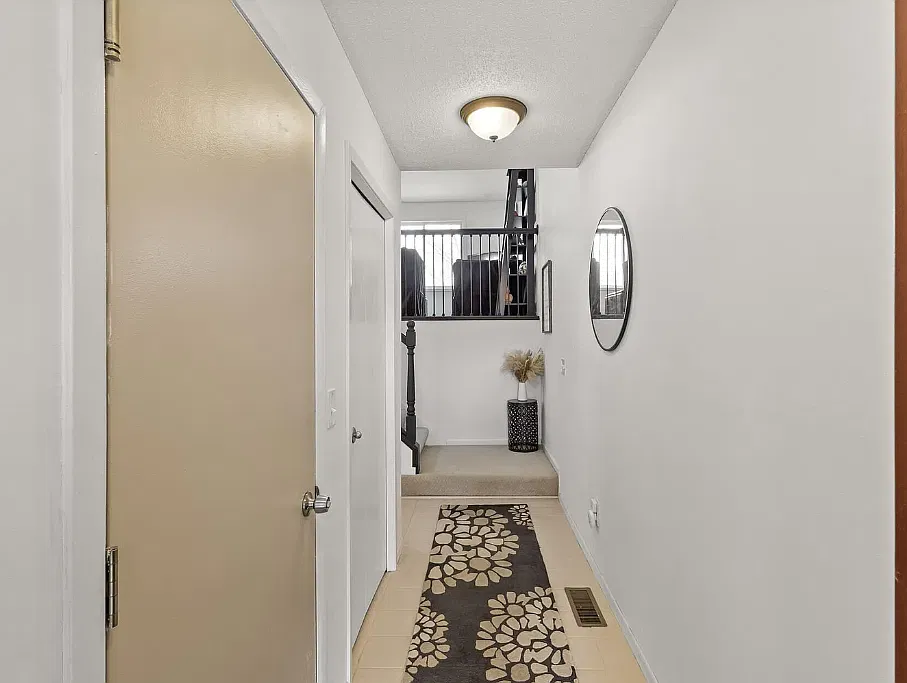 3 bed, 1464 sqft, $2,150 — Photo 2