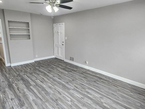 2nd image of 327 N New Hampshire Ave APT 4