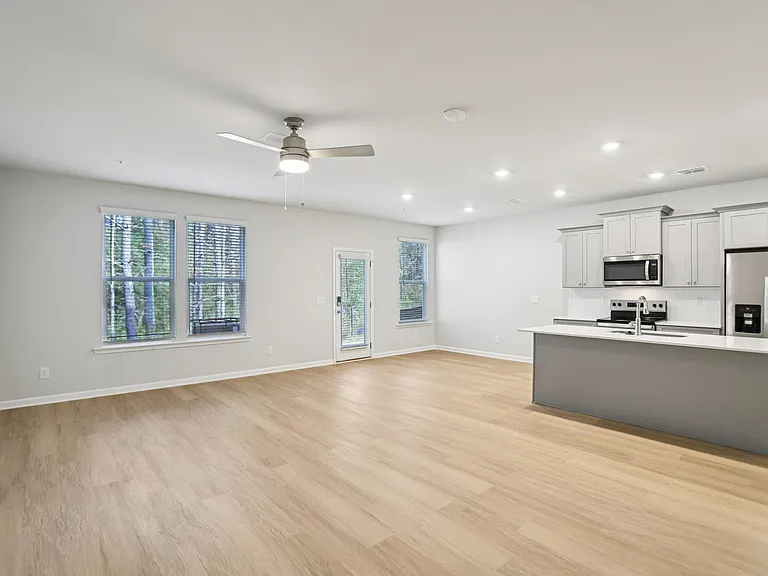 Quinn Residences at Pates Creek — Photo 10