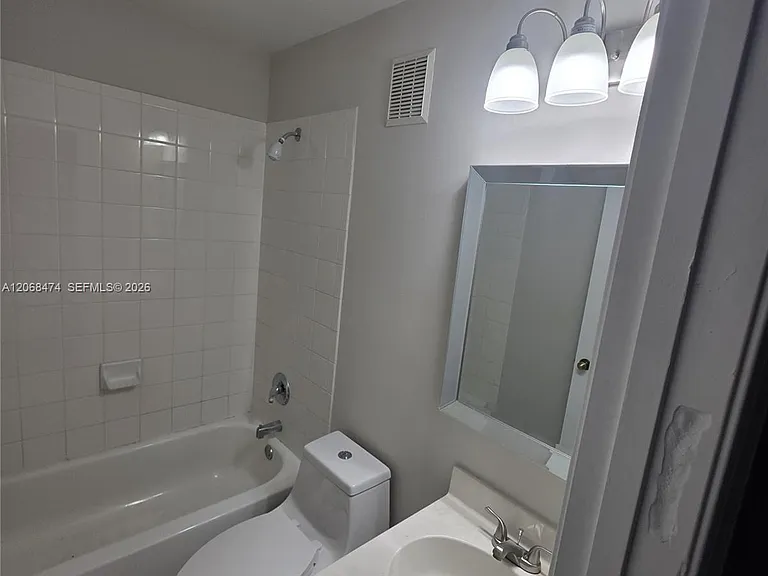 4730 Lago Vista Dr — Photo 24