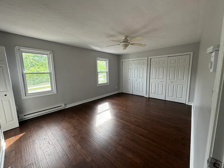 54 Goddard Memorial Dr — Photo 12