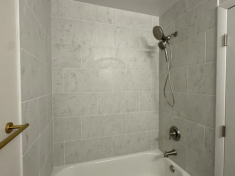 1479 Harford Square Dr — Photo 2