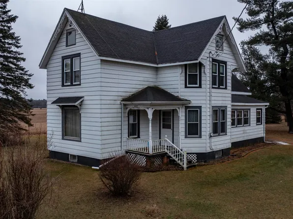 N2145 Lind Center Rd, Waupaca, WI 54981