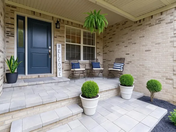 240 Percheron Dr, Richmond, KY 40475