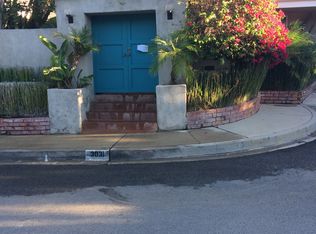 3031 Paulcrest Dr, Los Angeles, CA 90046