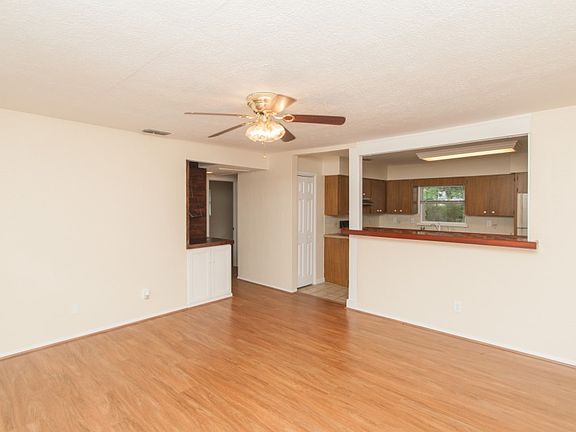 3rd image of 1719 Santa Anna Dr