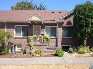 4206 SW Manning St, Seattle, WA 98116
