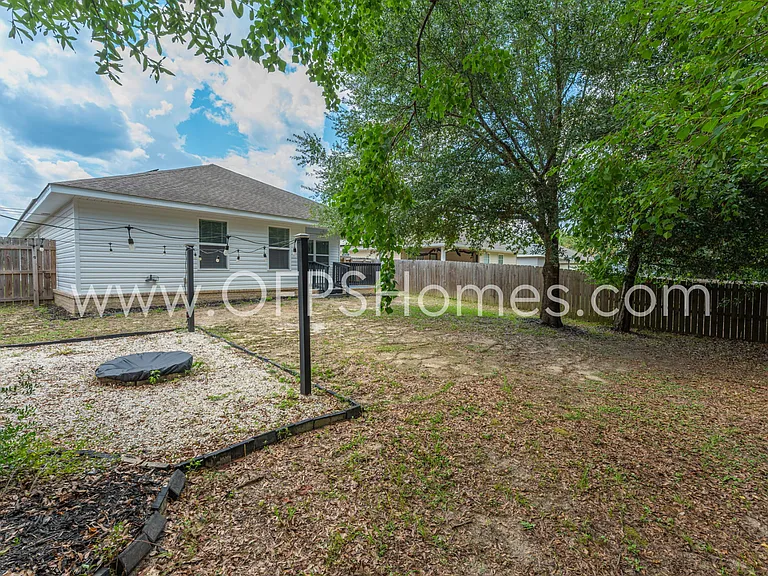 824 Valley Rd — Photo 32