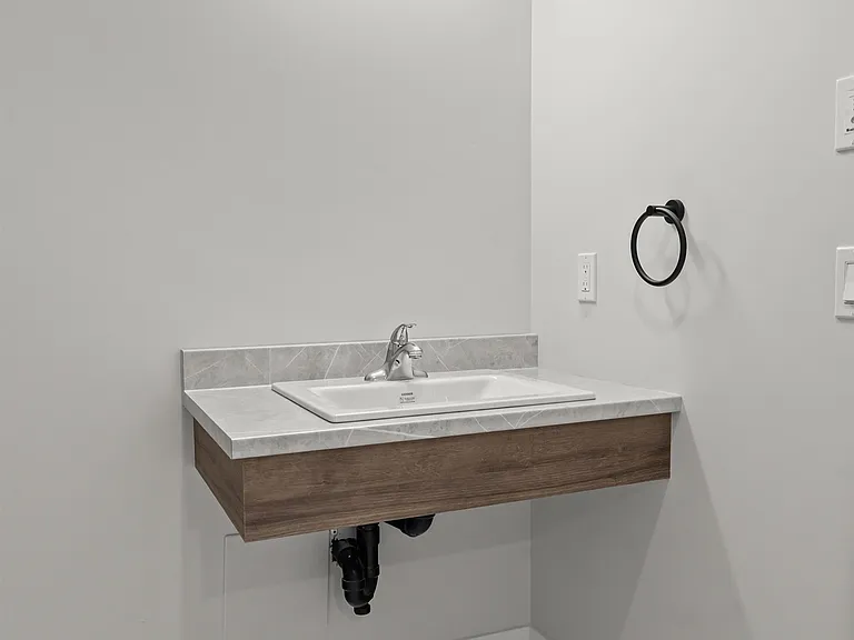 25 Capital Dr #CAVENACCESSIBLE — Photo 10