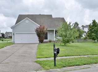 10201 Wood Violet Ct, Louisville, KY 40228