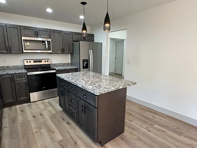 165 Mesa Dr — Photo 14
