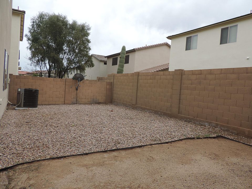 2nd image of 98 E Camino Del Abedul