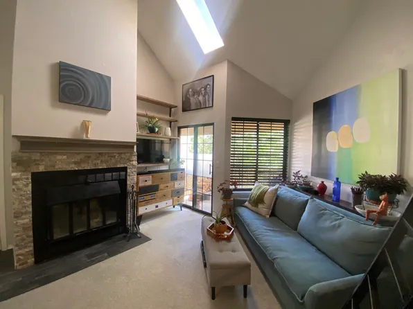 4745 White Rock Cir APT C, Boulder, CO 80301