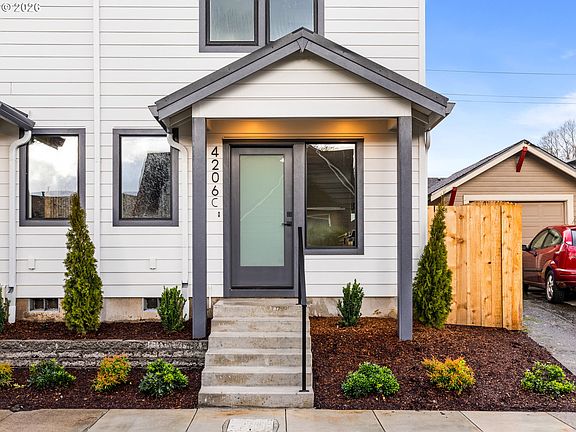 2nd image of 4206 NE 20th Ave #C
