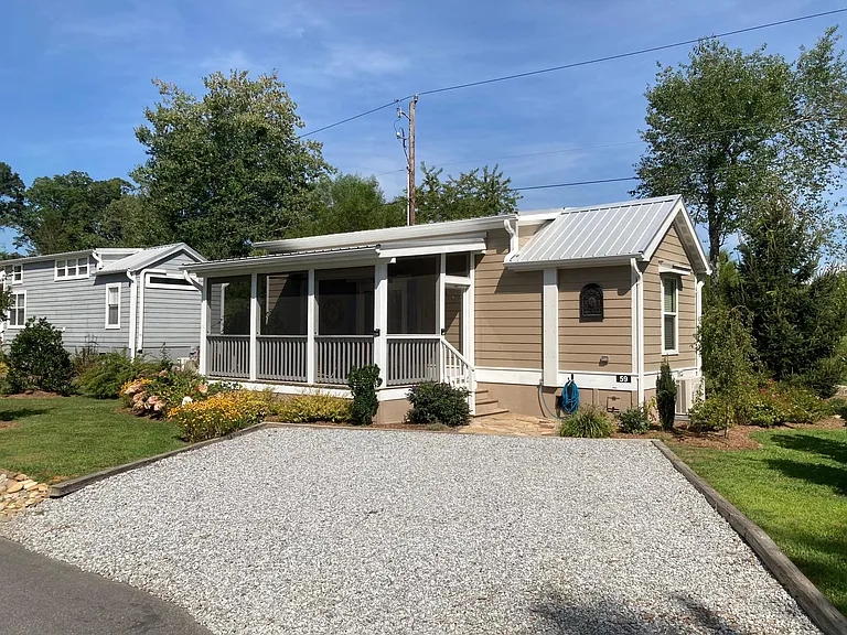 59 Drifting Brook Ln — Photo 4