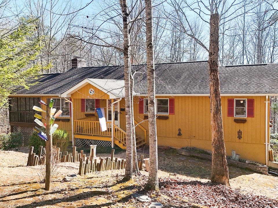 1st image of 122 Muscadine Dr