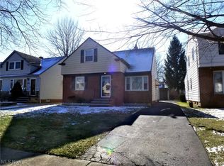 4146 Stonehaven Rd, South Euclid, OH 44121