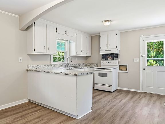 4th image of 608 N 16th St