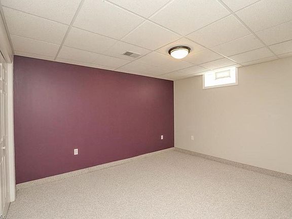 5th image of 8561 Indian Creek Dr