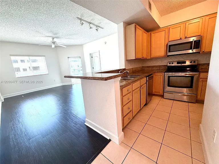 6001 SW 70th St #644 — Photo 5